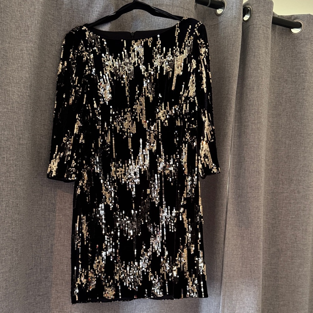 HOLIDAY sparkly velvet dress